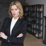 business-woman-standing-with-crossed-arms (1)